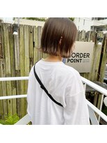 ミント(mint)&nbsp;外ハネ/切りっぱなしボブ/ボブ/グレージュ