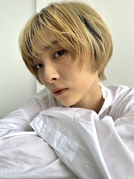 リノショアーズ ショウナン 辻堂店(RinoShores SHONAN) ハイトーンショート大人かわいいダブルカラーブリーチイエロー