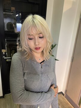 イコ(.ico) ホワイトブロンド