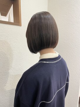 エルサフィロ ヨドヤバシ(el zafiro yodoyabashi) ラベンダーインナーカラー　ボブ　20代30代