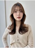 くびれヘア顔まわりレイヤーカットブリーチなしベージュ