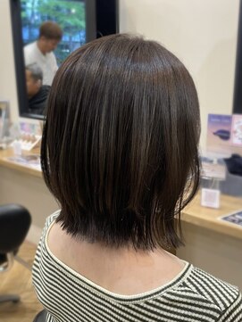 アルター(aL ter) 【くびれボブ×オリーブブラウン】レイヤーカット/鎌取/林愛華