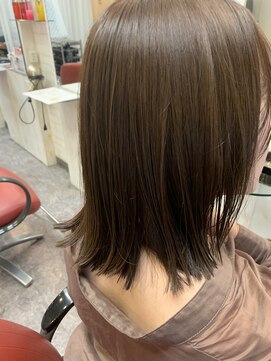 ロマンヤカタ ファース(ROMAN YAKATA fars) 髪質改善　切りっぱなしボブ　艶カラー@田代9/28