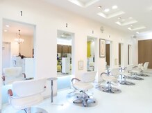 エムズヘアー(M’s HAIR)の雰囲気（サロン内観）