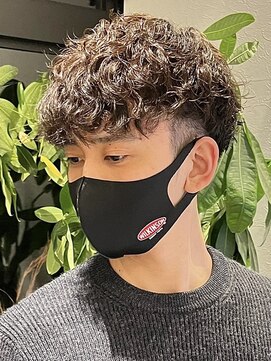 アンドファインヘアービューティー(AND FINE hair beauty) 外国人風スペインカール