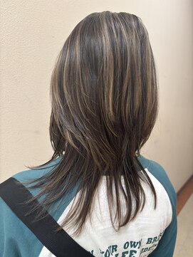 シャンプーボーイ 白髪ぼかしハイライト