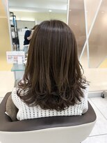 プールドゥマン 屯田(POUR DEMAIN) ミディアムレイヤー