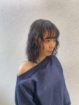 オッジバイケンジ(oggi by KENJE) ミディアムパーマ