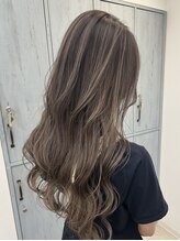 ロテ(LOTE.) ハイライト/白髪ぼかし/髪質改善/外ハネボブ/一宮/妙興寺