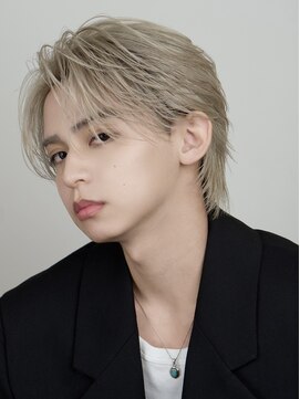 オーシャントーキョーオーバー 渋谷(OCEAN TOKYO OVER) マッシュセンターパートツーブロックフェザーパーマニュアンス