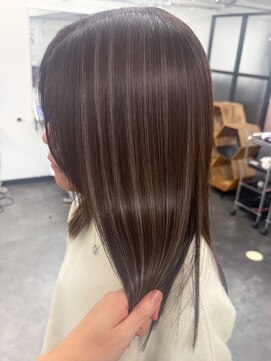 アマレット(Amaretto) 派手にならない極細ハイライトinstagram→kyo_msk__