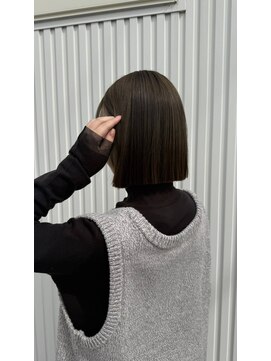 アロヘアー(Alo hair) ぷつっとボブ