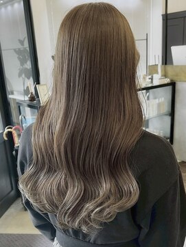 ヘアーアイスカルテット(HAIR ICI QUARTET) ブリーチなし×透明感ベージュ◎大人可愛いふんわりロング