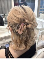 ヘアセット ナゴヤ ラビット(hair set NAGOYA RABBIT)&nbsp;ミディアムハーフアップ