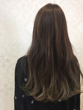 ラッソヘアー(Lasso hair) グラデーションカラー