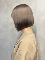 アイユー(ii+U)&nbsp;大人可愛い20代30代小顔丸みショートボブマッシュ