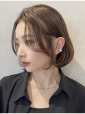 顔周りレイヤーカットグレージュカラーくびれボブベージュカラー