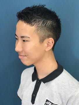 今日は美容院 小学生カッコいいベリーショート