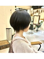 チリンバイロストシティー(Chillin by LOSTCITY) マッシュショートボブ