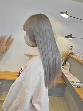 ポート バイ プライマル(port by primal) セクションカラー/ペールベージュ[千葉/千葉駅]