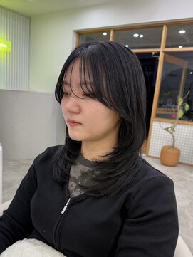 黒髪/クラゲヘアー/オリーブグレー/小顔/ココアベージュ/沖縄市