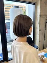 シンクアンド(THINK AND)&nbsp;ミニボブ/毛流れニュアンスボブ/オリーブベージュ | THINK AND