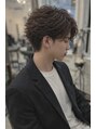 ソレイユ 新宿御苑前 (SOLEIL) 流行りのフェザーパーマ。セット次第で色々な動きを楽しめます。