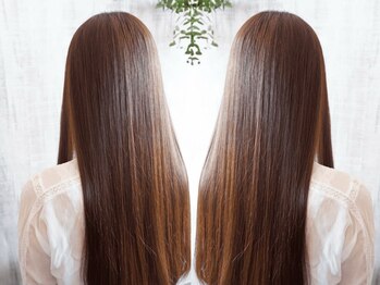 ホワイト ザ トータルビューティー(WHITE The Total Beauty)の写真/【カット+カラー￥3,500～】低価格×高技術で大人気♪リーズナブルで“可愛い自分”を叶えてくれるサロン☆