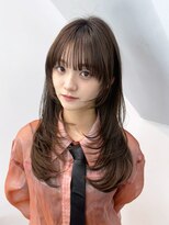 シオン(shion) 透明感カラーくすみベージュウルフレイヤーロング_F20408