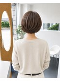 白髪ぼかしで叶える艶ボブ