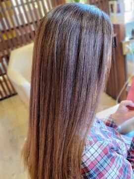 バグスドゥア(Bagus dua) 艶感たっぷりナチュラルストレート【大日/バグスドゥア】