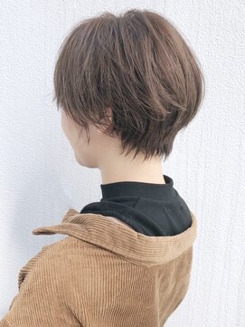 アイティー バイ アルバム 浦和店(IT by ALBUM) タイトショートアッシュ_オリーブカラー_ba248301