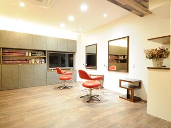 The SALON【ザ サロン】