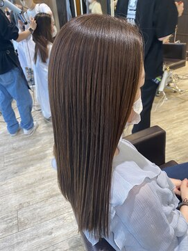 トレ(tre.) 甲子園口/髪質改善/白髪染め/ショート/酸性ストレート/美容室