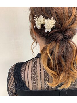 ビューティーサロン クイーン(beauty salon QUEEN) ルーズポニー☆
