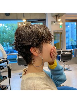 アンフェインド02(UNFEIGNED 02) クラゲヘアー/小顔に見せるヘア/ココアベージュ/伏見/栄