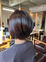 ニカ(NIKA) ショートボブスタイル