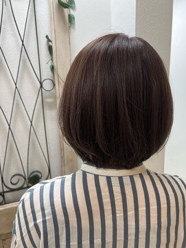 美容室 パルス 静岡鷹匠店(PALS) 透明感カラー ハイライト ミニボブ チョコレートブラウン