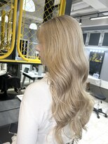 ロイオブジゼル(roi of GiseL)&nbsp;バレーヤージュカラーケアブリーチカラーハイトーンカラー