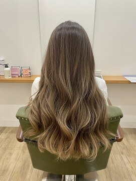 グリーンルームセカンド 結城店(GREEN ROOM. 2nd) 退色をいかして透明感カラー　グレージュ