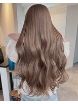 ケアブリーチ/ベージュ【新宿/ヘアカラー/レイヤーカット】