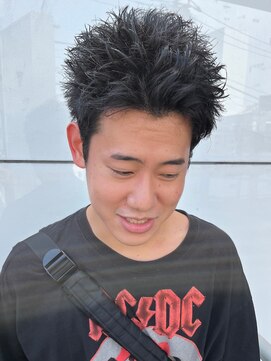 アイズ 海老名(AIZU) メンズサロン メンズカット スパイキーショート 短髪メンズ 眉毛