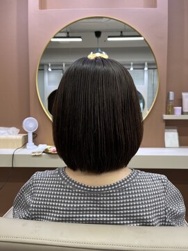 アオ 花咲町(a-o) シンプルボブ♪