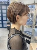 顔周りもかわいいハイトーンマッシュショート【村山武史】