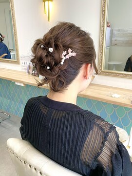 ミドル(MIDDLE) アップ/ヘアセット/府中