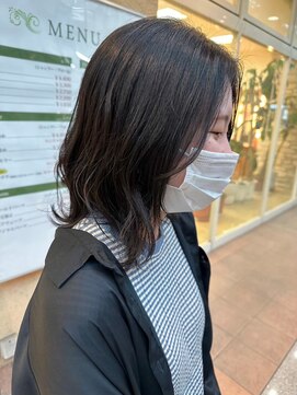 美容室ヒラトヤ 仙北店 大人かわいい20代30代おすすめヘルシーレイヤー×ふんわりミディ