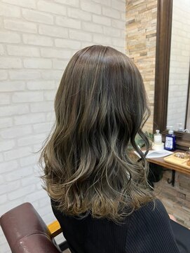 アトリエナガノツー 千葉富士見店(atelier nagano 2) ハイライトカラー/くびれヘア/レイヤーパーマ[千葉駅]