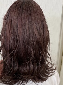 ブルームシエル(bloom ciel) モーヴブラウン×くびれ外ハネミディ