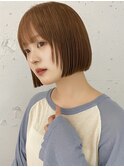 小顔 ぱつっとナチュラルボブ 顔周りレイヤー シアーベージュ