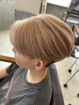 ニナル(Ninal) 刈り上げショート/ブロンドベージュ